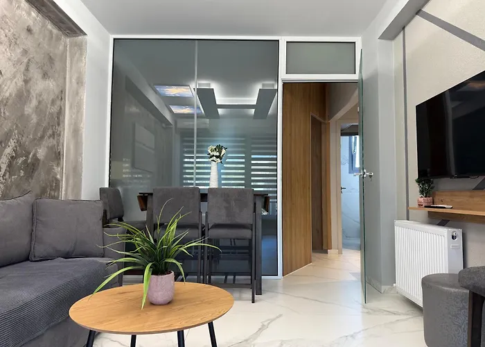 Hasalla Homes 2 Apartament *