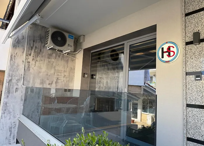 Hasalla Homes 2 Apartament
